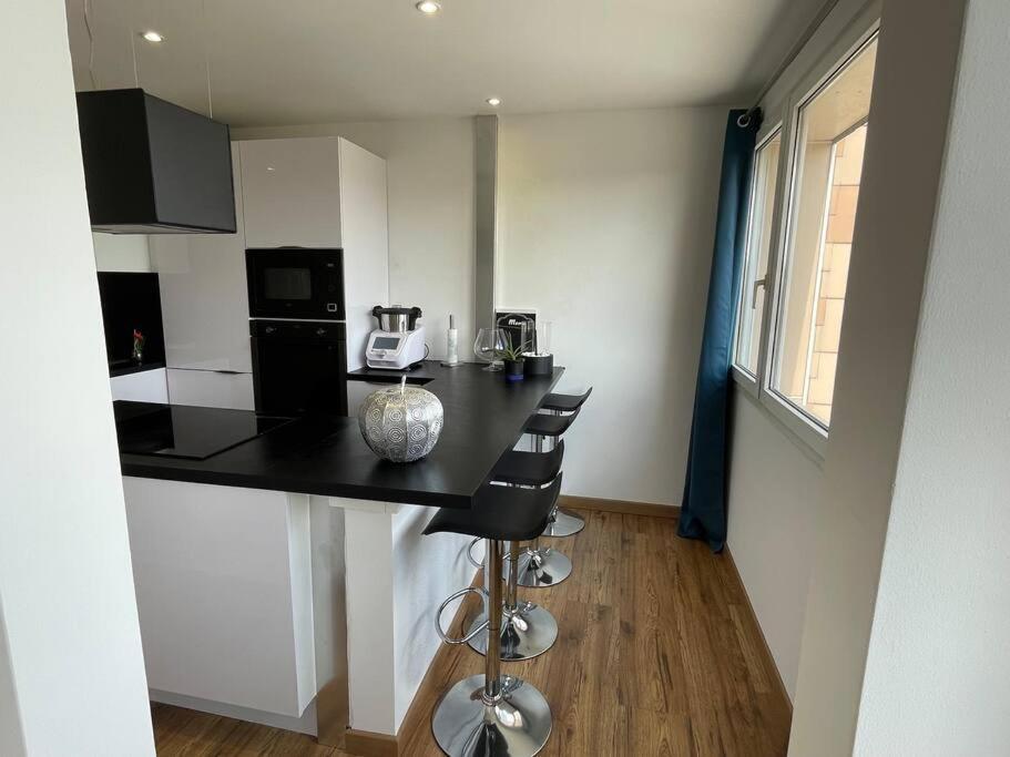 Appartement Epinal Calme Buitenkant foto